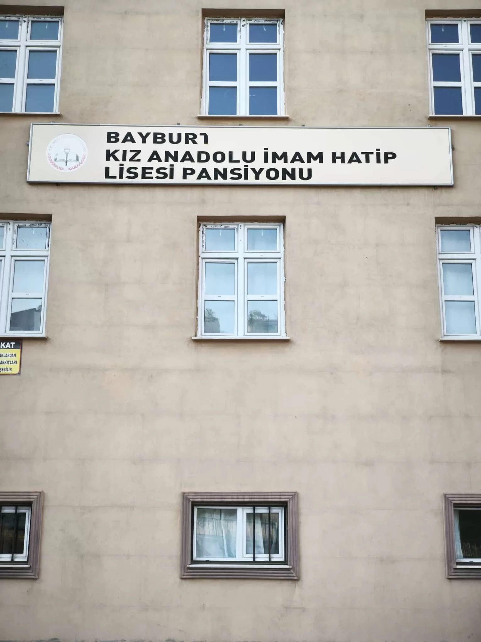 Bayburt Kız Anadolu İmam Hatip Lisesi Fen ve Sosyal Bilimler Proje Okulu Pansiyon Yangın Sistemleri Kurulumu